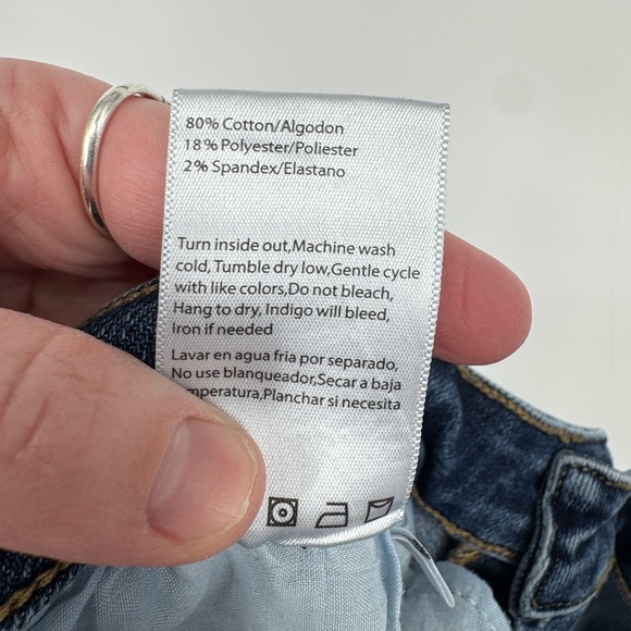 Risen Women's Ankle Jeans With Raw Hem Size 9/29 - Picture 7 of 7